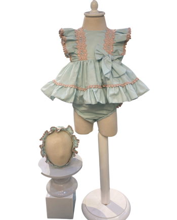 JESUSITO CAPOTA Y BRAGUITA GUIPIUR ROSA